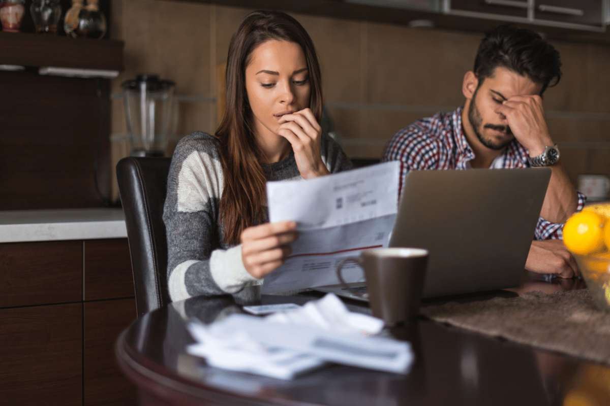 Arriva la stangata sulle tariffe della telefonia